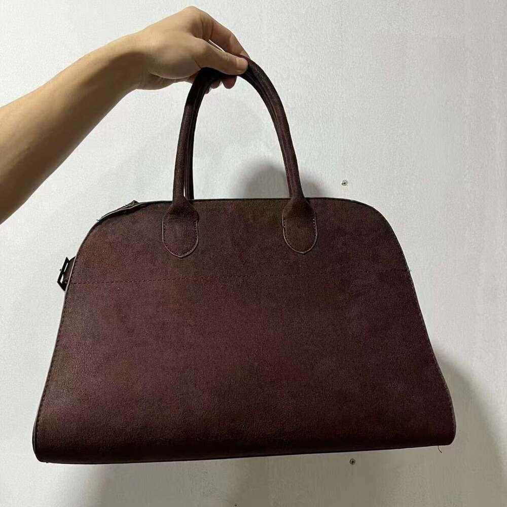 Designer Tote women's high-end sense niche design large capacity retro commuting handbag 2025 new casual fashion trend