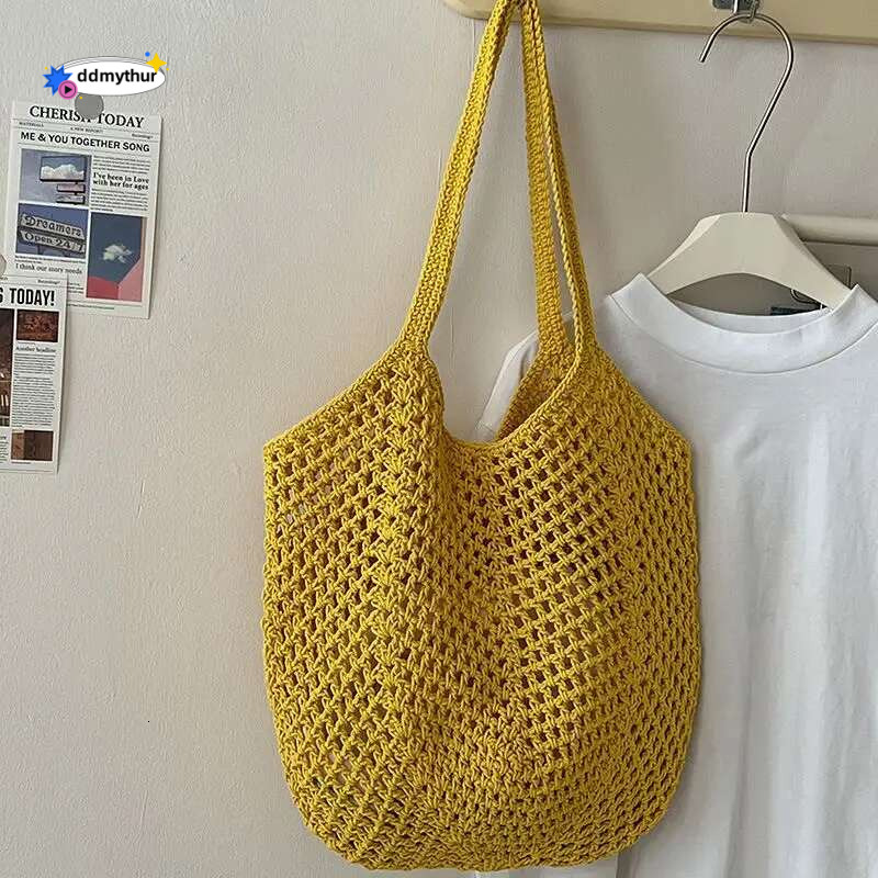 Leisure large capacity cotton woven hollow straw shoulder holiday beach bag ddmythur