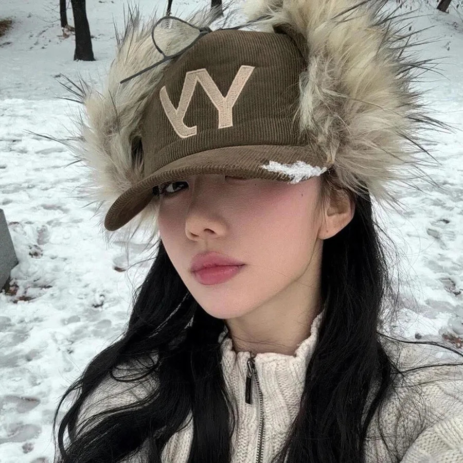 Retro Corduroy Baseball Caps letter Embroidered Thick Furry Faux Fur Hat Outdoor Sunscreen Caps Korean Casual Hat For Women 251105