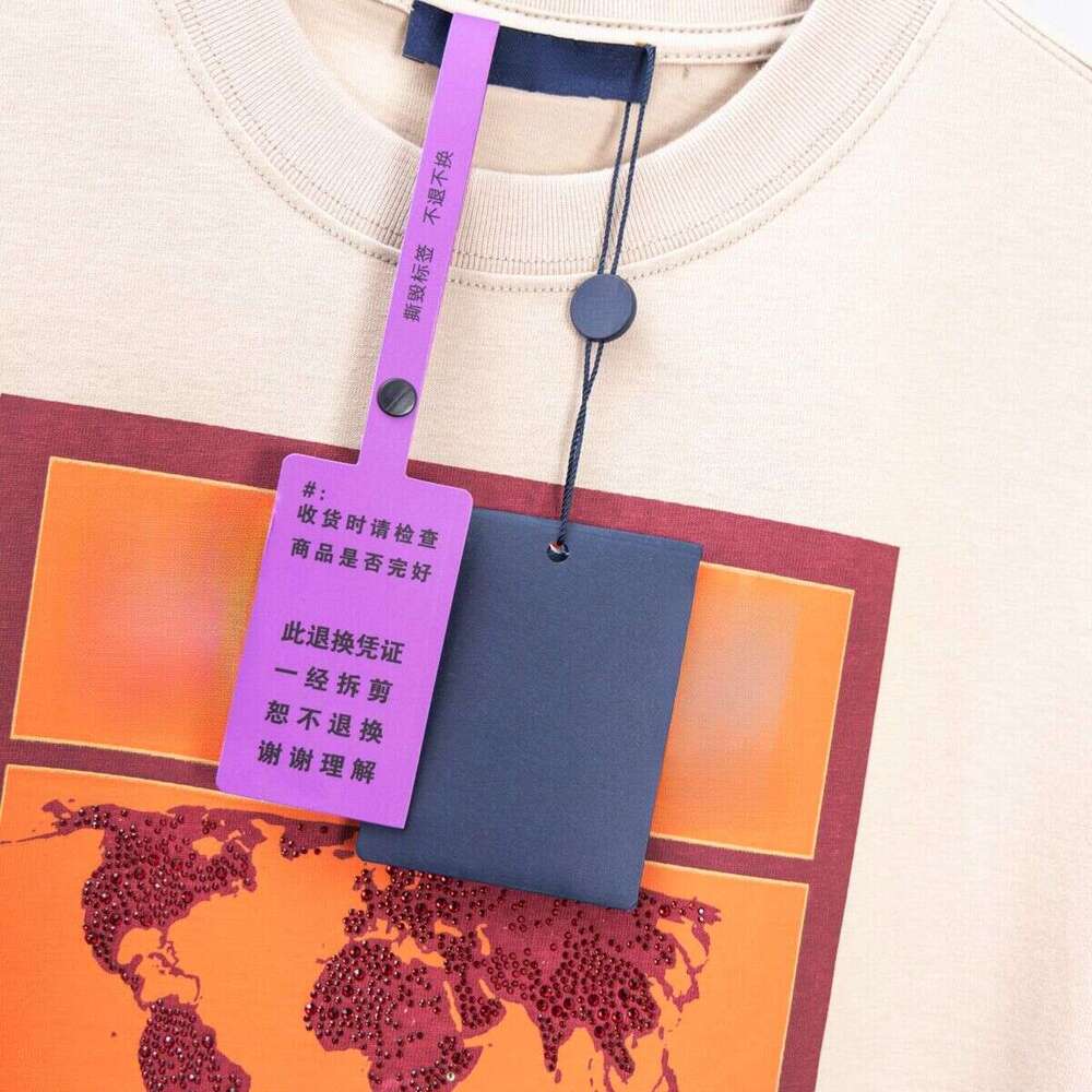 New World Map Printed Hot Diamond Letter Printed Round Neck Men's and Women's Short sleeved T-shirt
