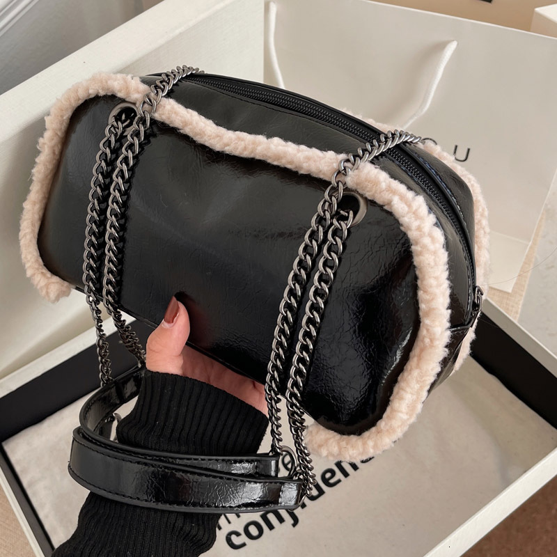 2025S Designer Women S Bag Texture Lamb Wool Women S Splicing New Fashionable Winter Small Square Temperament Chain Shoulder Crossbody Bag