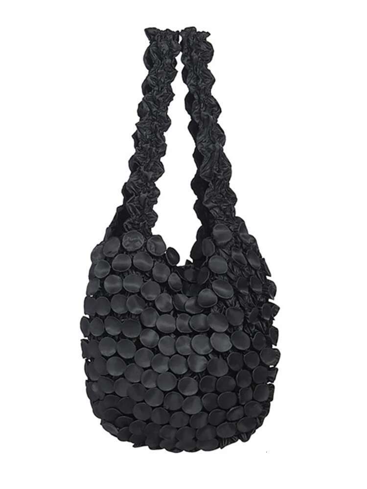 Pleated Bags Women Appliques Solid Color Versatile Niche Deisgn Simpicity Outwear New 2025 Female Casual Bag 17G7120