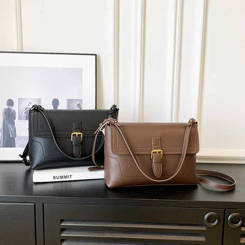 2025 New Simple Fashion High-end Bag Womens Texture Shoulder Bag Commuting Simple Messenger BagW251107