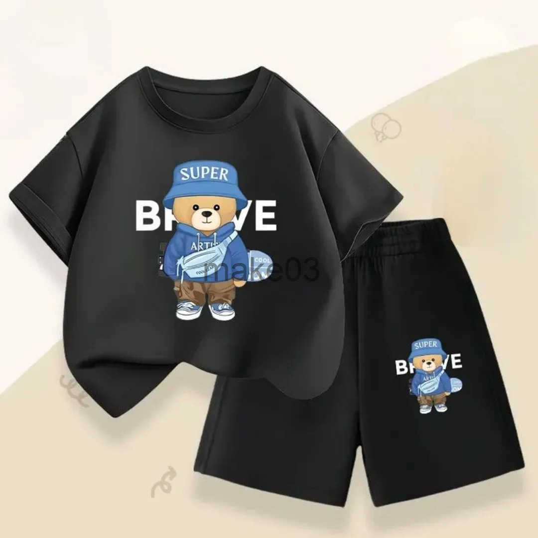 Summer 2025 New Boys Fashion Short Sleep Top and Shorts 2-piece Childrens Leisure Breathable Sweat Absorption Set Children J250403