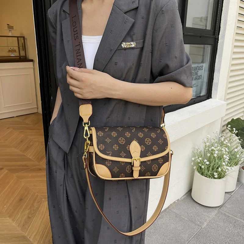 Upscale-chic 2025 New Ladies Luxury Brand Leather Crossbody Bag Famous Designer Vintage Popular ClassicW251107