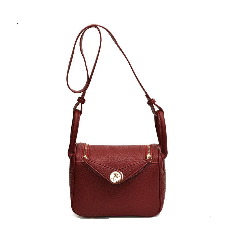 2025S Designer Women S Bag Advanced Texture For Women New Winter Fashion Shoulder Versatile Large Capacity Crossbody Bag