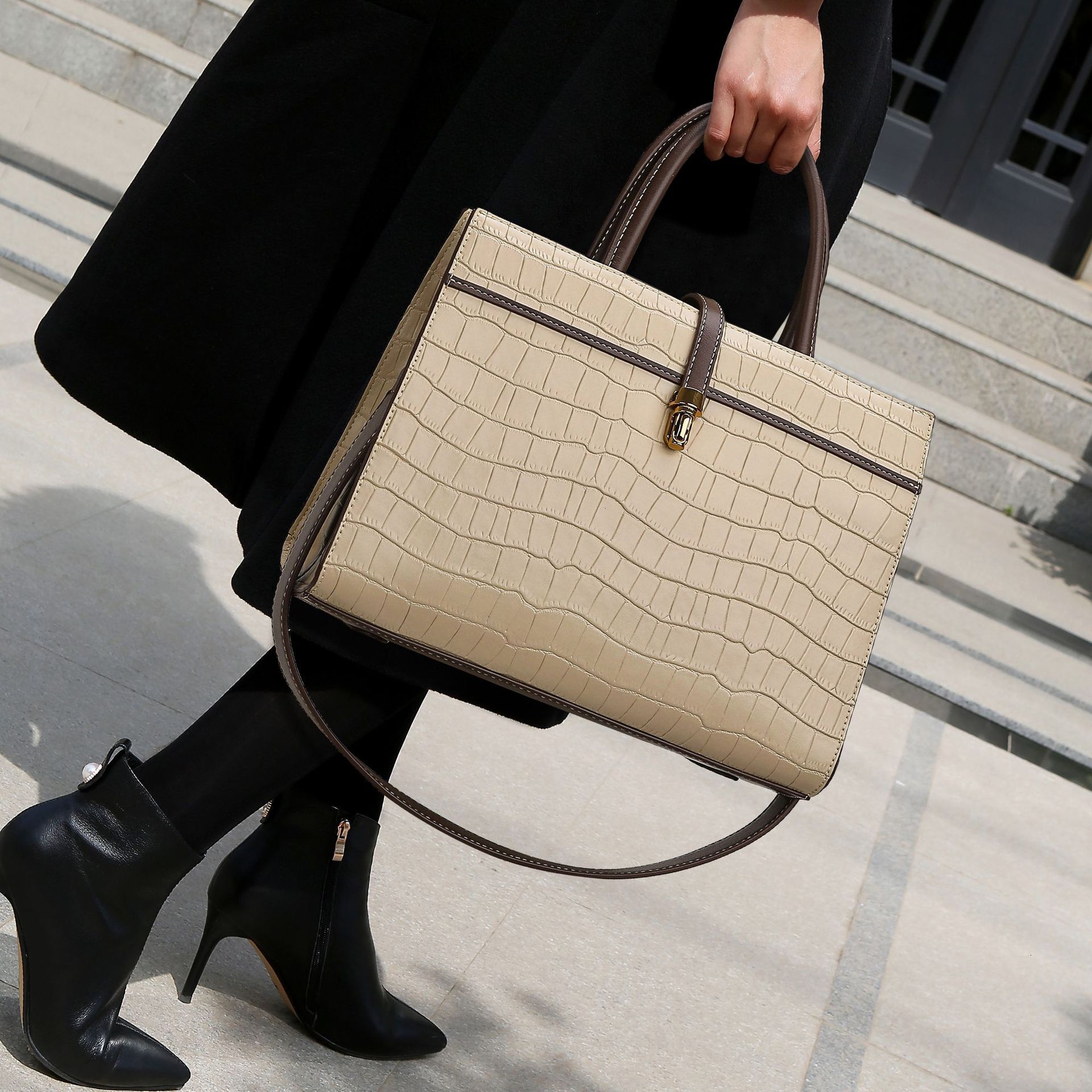 Crocodile Design Bag Women's Korean Version Fashion Large Capacity Tote Commuter Single Shoulder Crossbody Handbag