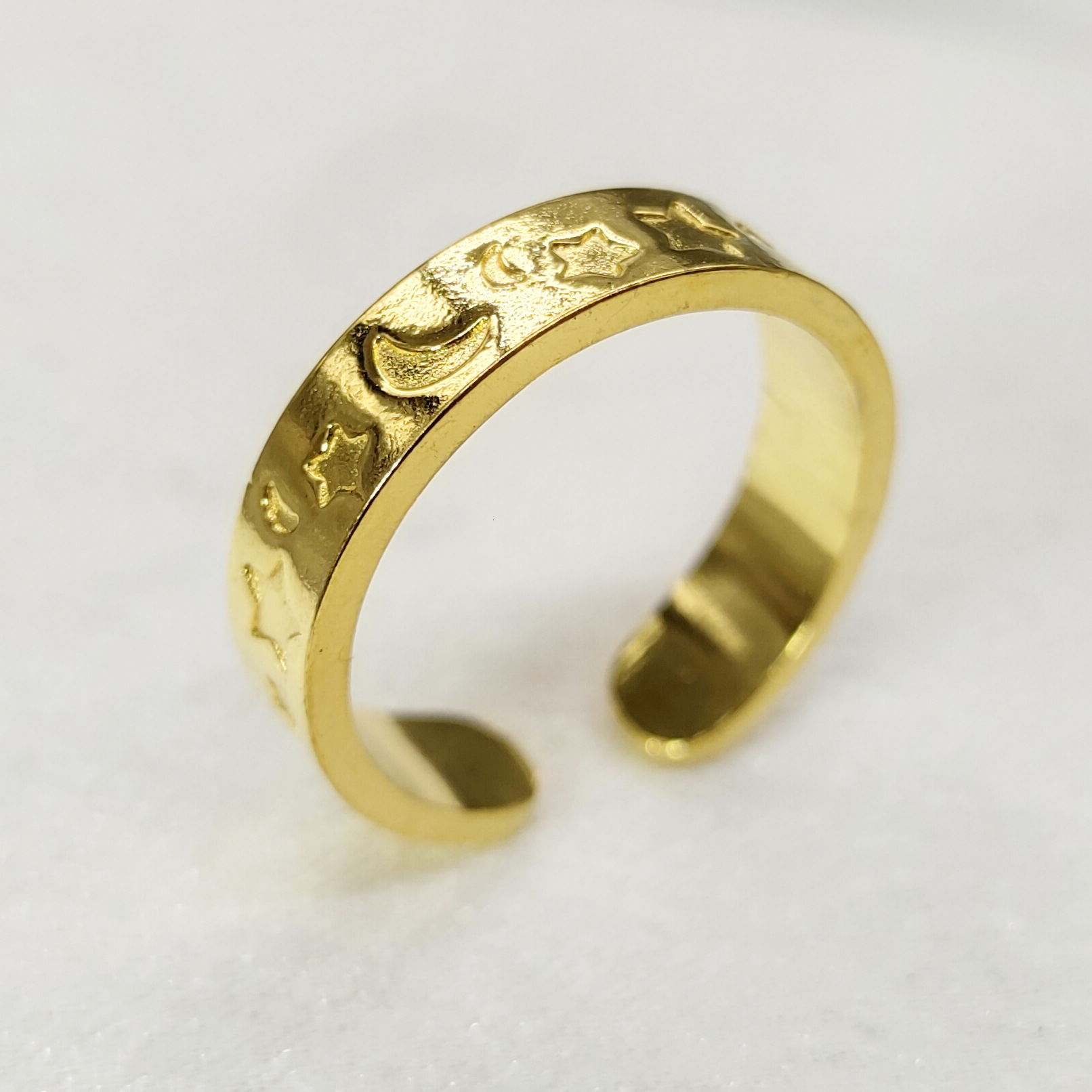 Top Source Wind Light Luxury Titanium Steel Moon Star Ring with Adjustable Opening, Women's Color Will Not Fade