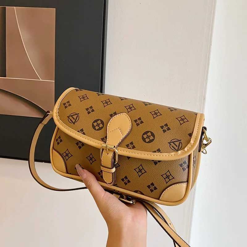 2025 Womens Commuter Bag Shoulder Crossbody Small Square Style Retro Old - flower Print Wide Shoulder Strap Chic Armpit BagW251107