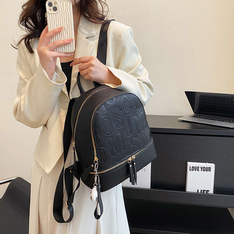 Cute Fragrant Backpack for Women, Lightweight and Large Capacity Travel Backpack, 2025 New Casual Versatile Fashion Clothing