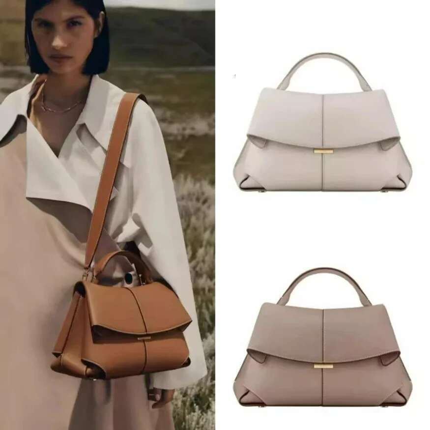 2025 French Genuine Leather Smile Mokiki Pleated Design, Single Shoulder Large Capacity Commuting Carrying Crossbody Bag
