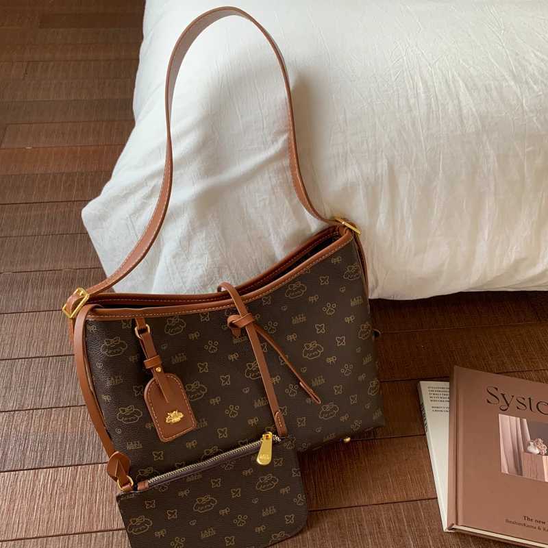 2025 New Polished European Style Crossbody Bag - Creative Exquisite Light Luxury Ladies Bag for Fashion-Forward WomenW251106