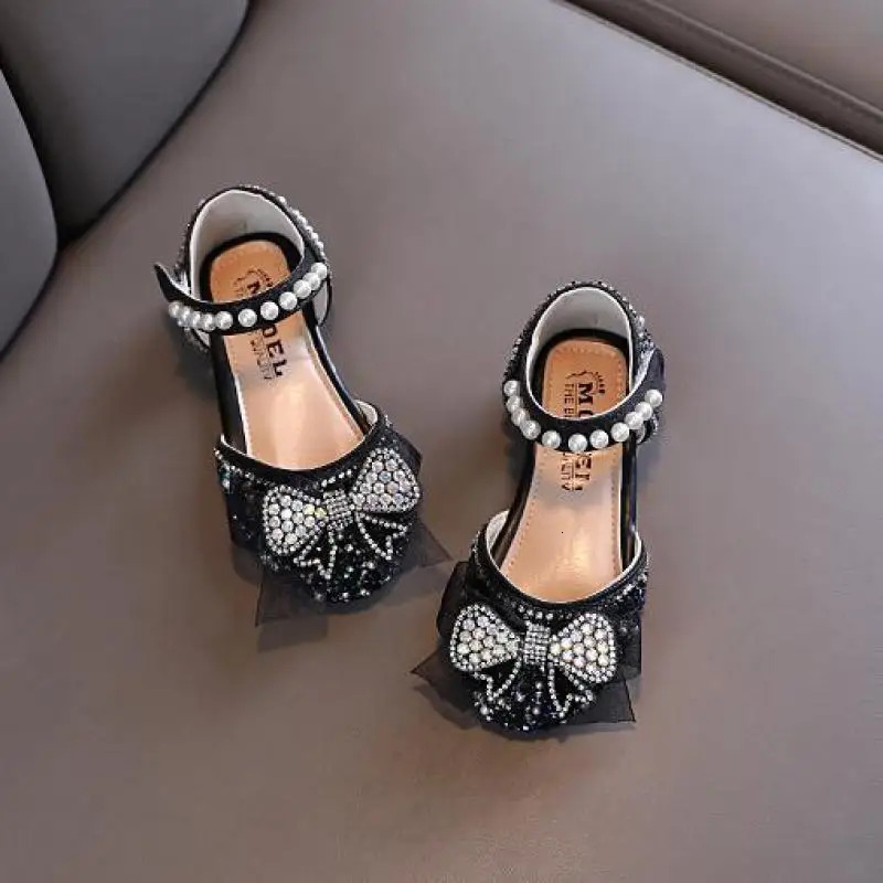 Princess girl silver sandals bow sandals summer pearl glitter rhinestone party wedding non slip flat shoes 250402