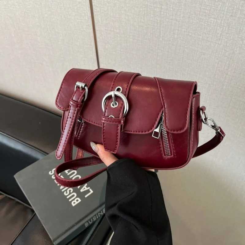 Classic Leather Crossbody Bag For Women Popular And Elegant Design Featuring Adjustable Strap For All-Day ComfortW251107