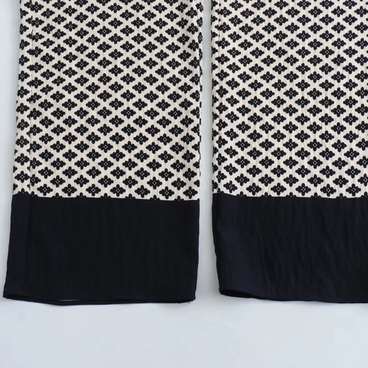 ZBZA Womens Printed Top and Mens Set with Collar Long Sleeve Elastic Waist Pants SpringSummer Style Casual Unique 250407