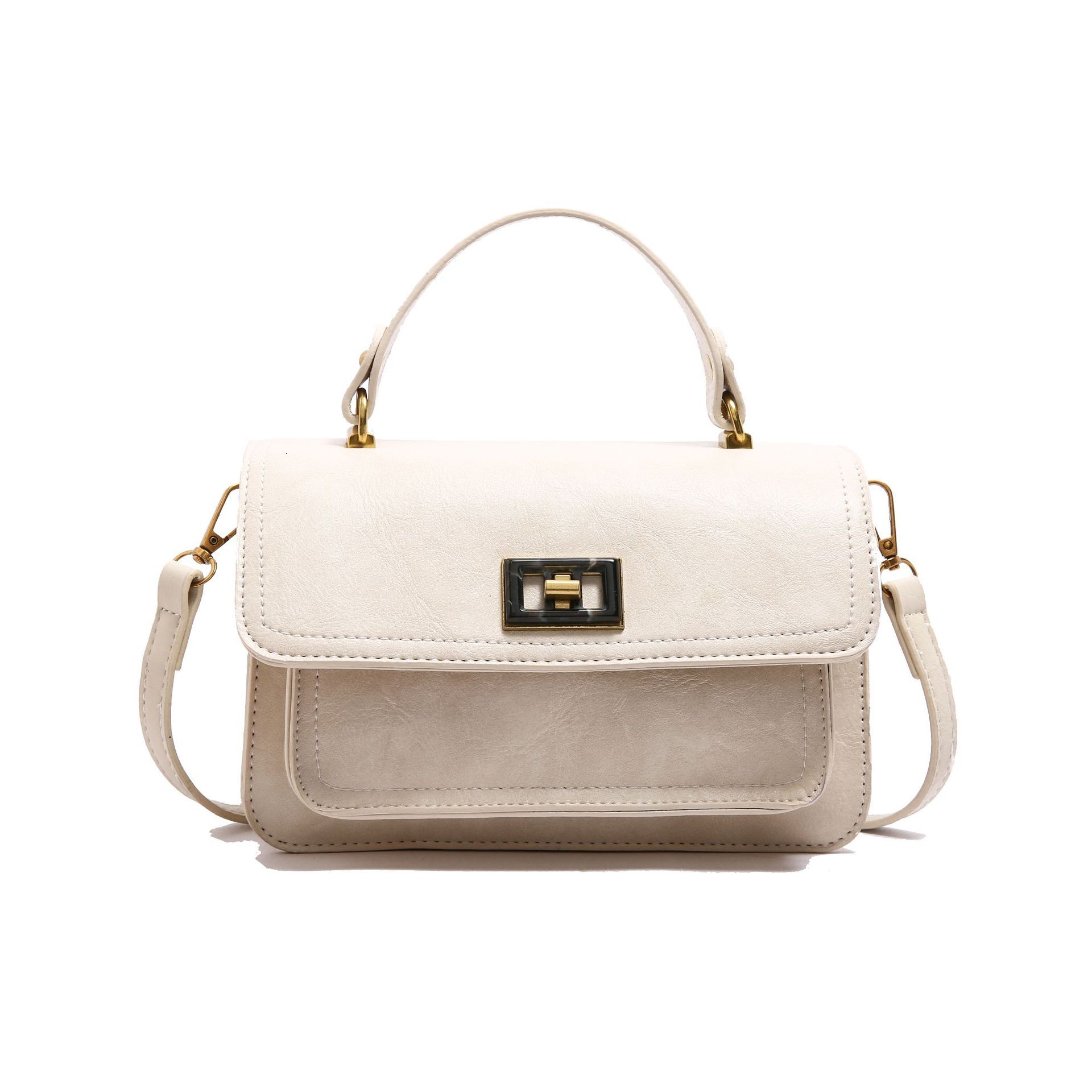 2025S Designer Women S Bag Underarm For Women New Autumn Winter Versatile Chain Crossbody Bag High End And Portable Small Square Bag