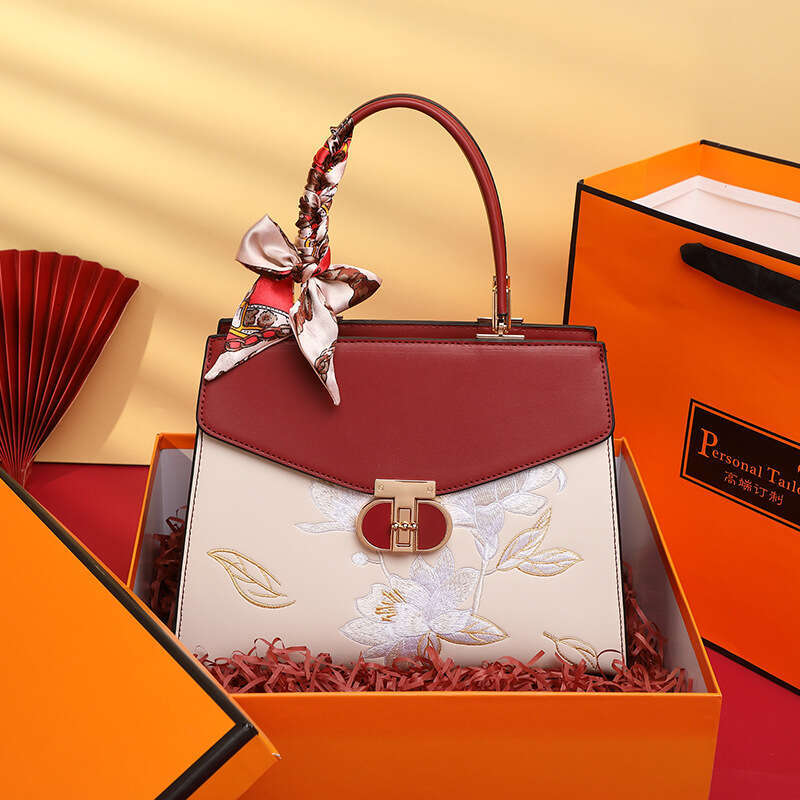 Designer Bag For Mothers Wedding Simple And Elegant New Women S Middle Aged Ladies Handbag Crossbody