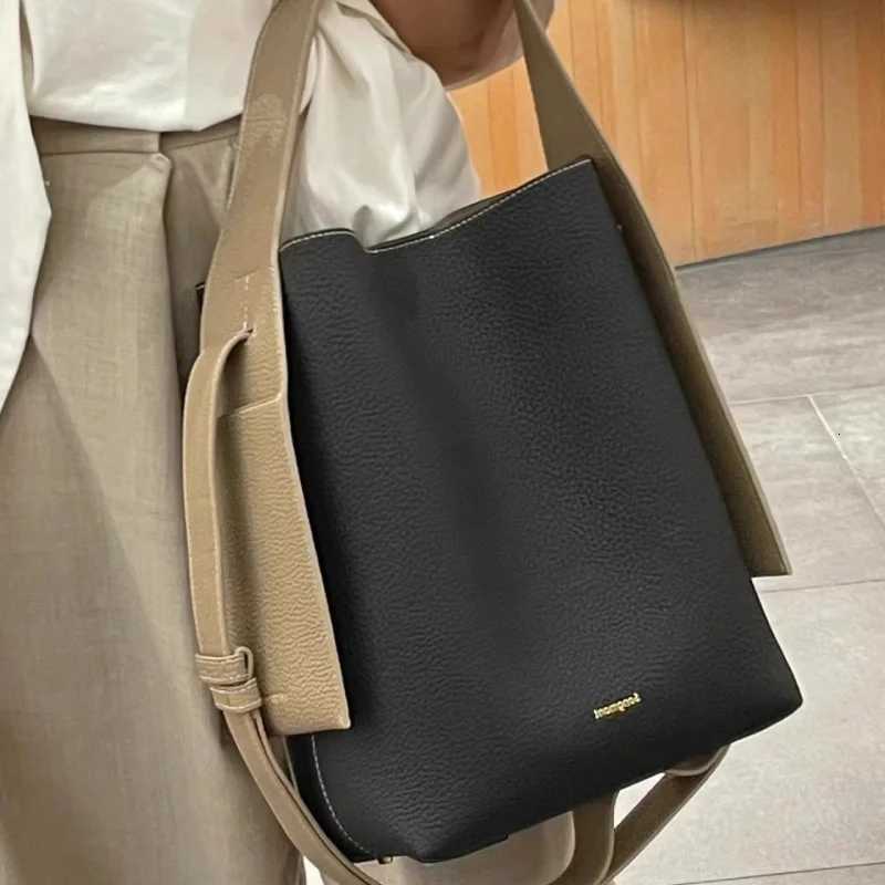 Shoulder Strap Tote Bag Commuter Crossbody Bag Soft Large CapacityW251106