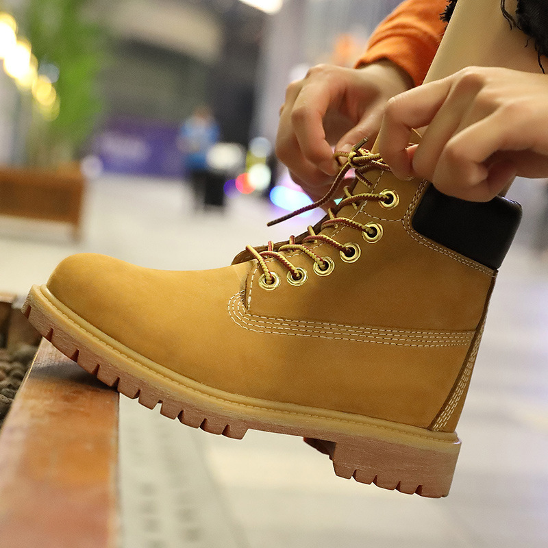 Boots Men High Top Boots High Quality Women Leather Shoes Fashion Outdoor Sneakers Men Lace Up NonSlip Ankle Boots for Couple 250915