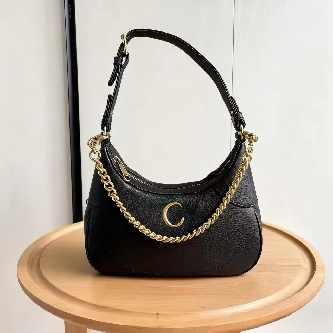 High-quality genuine leather fashionable women's bag - single shoulder strap, lightweight, long handle, high-end, chain bag, crossbody bag 022