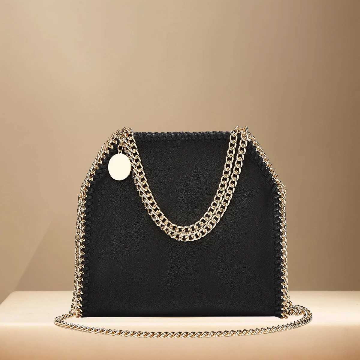 2025 New Chain Bag Versatile Fashion Handbag Metal Decoration Luxury Design Single Shoulder Cross Shoulder Square BagsC250407