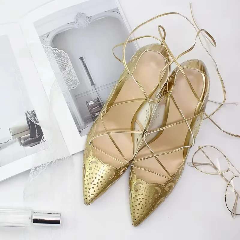 Size 34-46 Women Leather Carved Wers High Heels Stiletto Heel Lace-Up Ral Cut-Out Pumps Pointed Toe Wedding Shoes