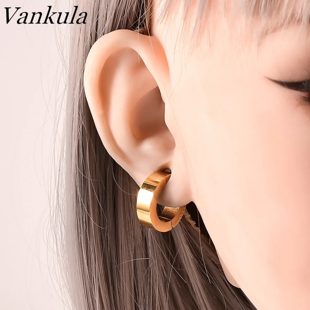 Vankula 2PC 6mm Stainless Steel Fashion Glossy Small Ear Weights Hangers Gauges Plugs Stretchers Expanders Body Piercing Jewelry 250403