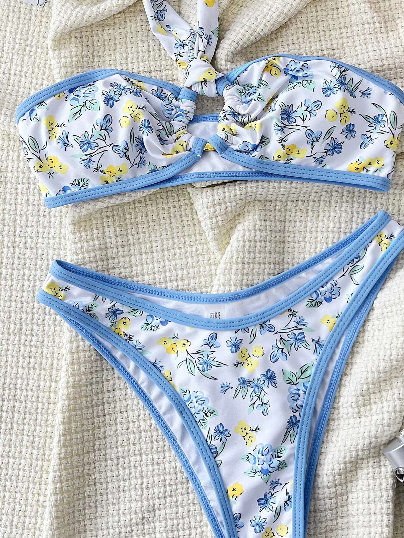 Dongdumaoyi Sexy Blue Floral Print Bikini Set Women Halter Ring Link Pleate Push Up High Waist Swimsuit Bathing Suit Two Piece Swimwear