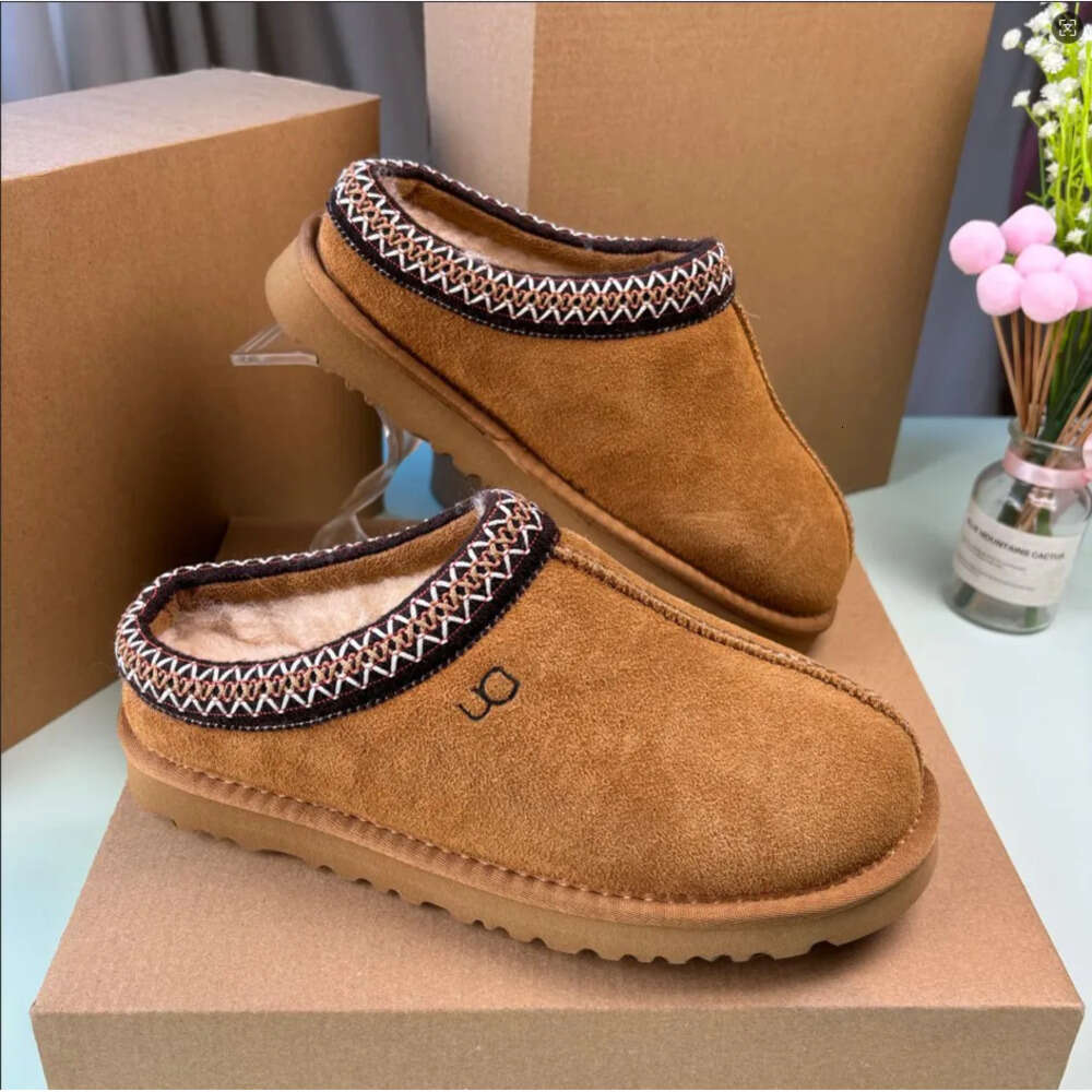 Taz Slippers, Tasman Fleece Slippers, Mini Suede Wool-Lined Winter Boots, Classic Ultra-Mini Chunky-Heel Uggggsuede Wool Disco Boots, Winter Ankle Boots. 0Ae