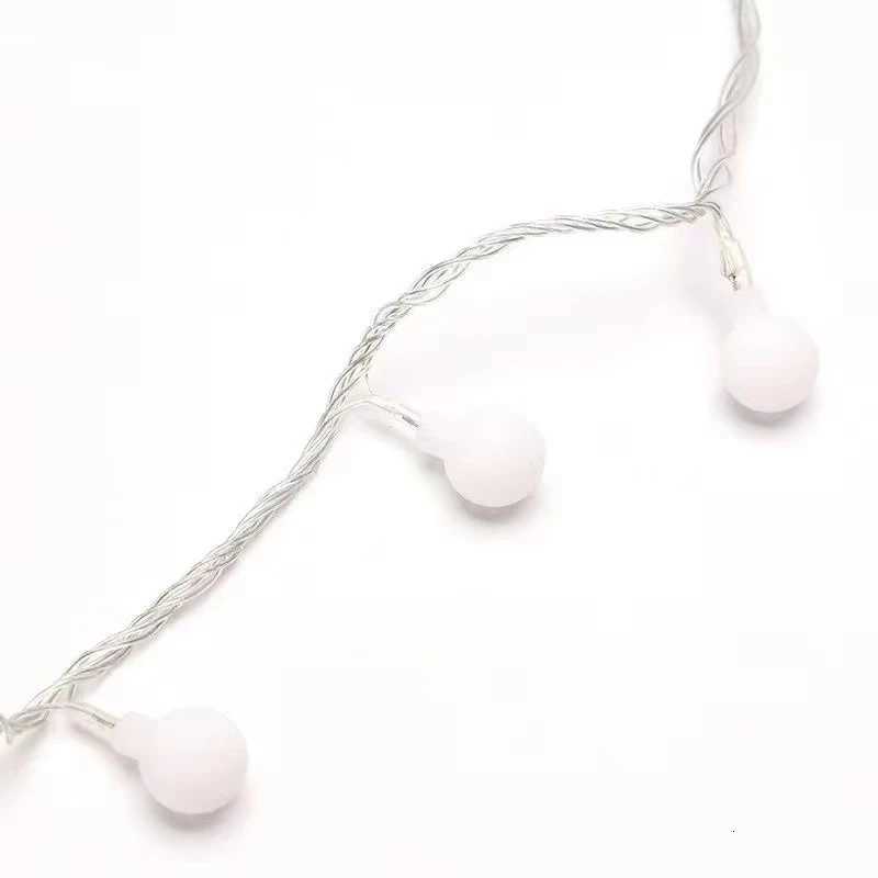 10m 80LEDs Globe String Lights Battery Operated Fairy Light String with 2 Lighting Modes for Indoor/outdoor Festival Holiday W251107