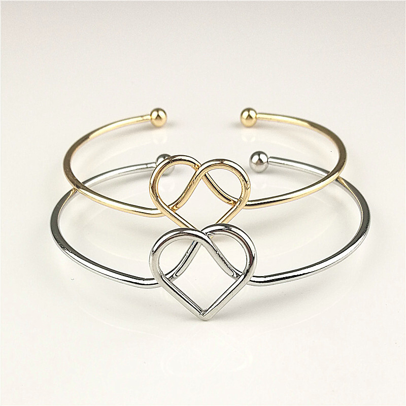 Fashionable and versatile tight hoop charm style heart-shaped for women with hollowed out opening bracelet