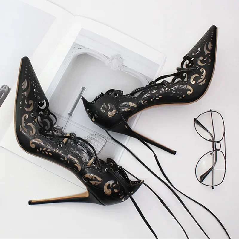 Size 34-46 Women Leather Carved Wers High Heels Stiletto Heel Lace-Up Ral Cut-Out Pumps Pointed Toe Wedding Shoes