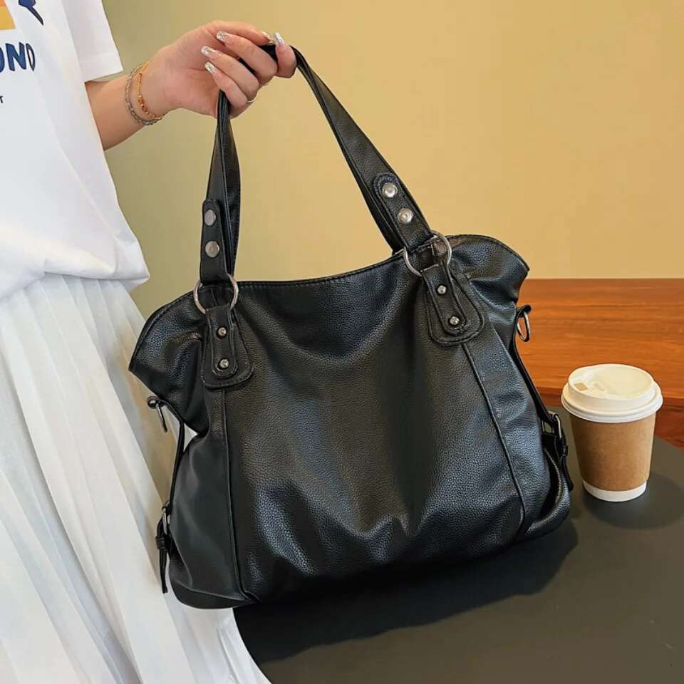 PU Leather Women Shoulder Large Capacity Crossbody Bags Retro Solid Color Female Travel Shopper Big Casual Tote Bag Business