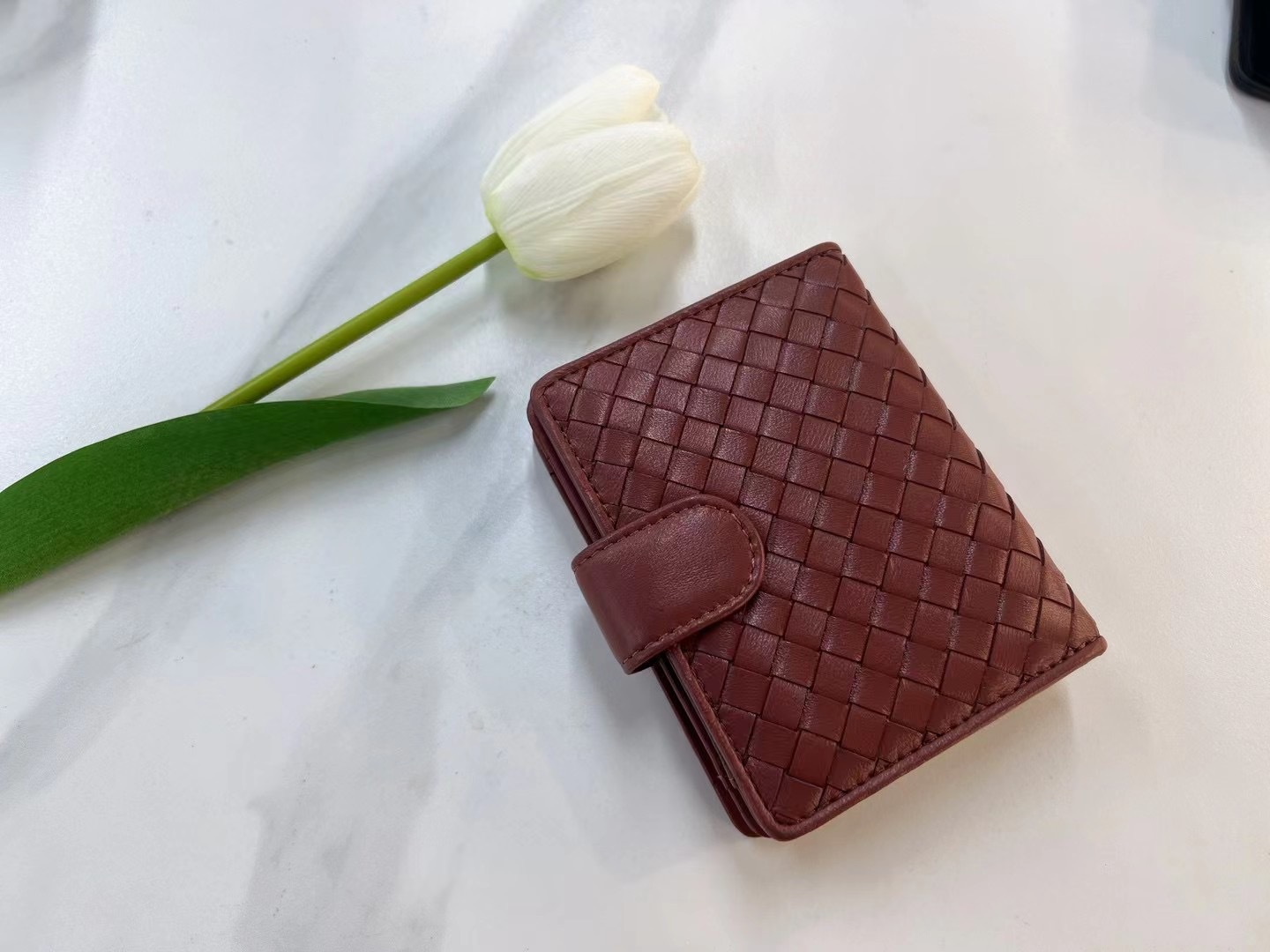 2025 Women's wallet fashion sheepskin woven coin purse Women's bi-fold card holder leather multi-card wallet