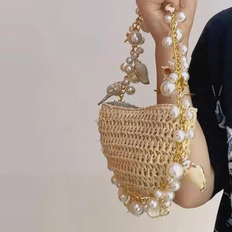 New Free Shipping Designer Bag Fashion Made Shell Lady Evening Bags Conch In Woven Chain Beaded Trim Shoulder Bag Handheld Beach Vacation Womenshandba