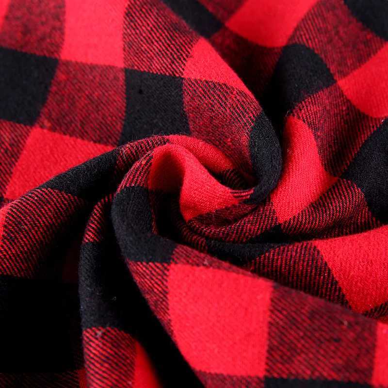 Classic red and black checkered pet dog bandage Kerchief pet dog accessories pet collar scarf Saliva dog towel M250406