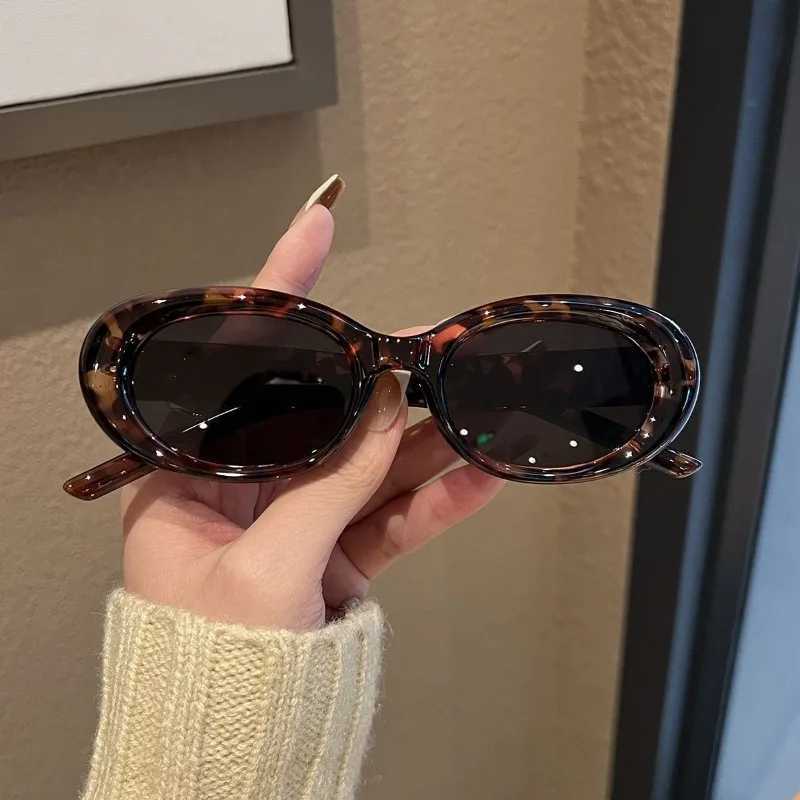 New Retro Y2K Style Small Square Sunglasses Women Cat Eye Sunglasses Fashion Colorful Mirror Goggles Men Punk Sports Sun GlassesC250411