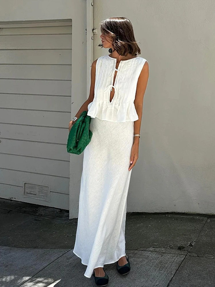 Elegant linen solid lace up vest womens O-neck sleeveless pleated vest high waisted A-line skiing fashionable womens suit 250401