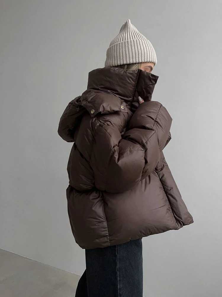 Winter Puff Hooded Thick Short Down Jacket Women White Duck Down Zipper Parker Cotton Outwears Female Warm Loose Brown Jackets C251107