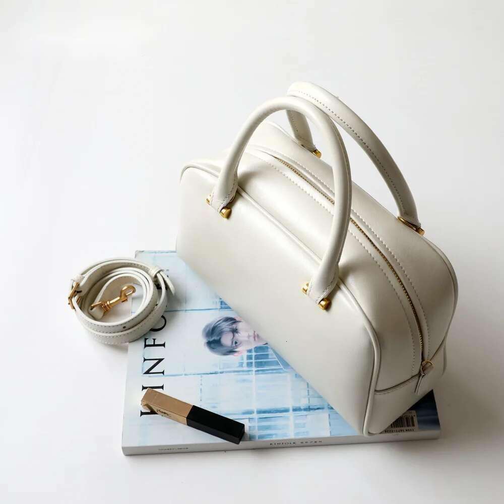 Hot Simple Glossy Not Easily Dirty Coffee Boston Tote Cow Leather Women's Shoulder Bag Retro Commuter Street Lady Handbag