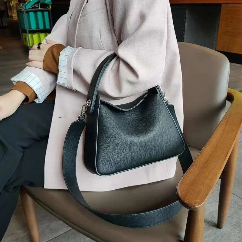 Elegant 100% Natural T Cowhide Leather Tote Wide Straps Female Shoulder Grey Black Doctor Bag Girl Handbag