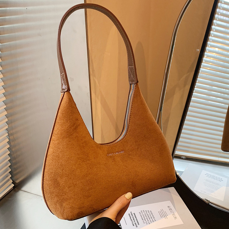 2025S Designer Women S Bag Tote Autumn And Niche Armpit Women Winter New Women S Stylish Shoulder Bag