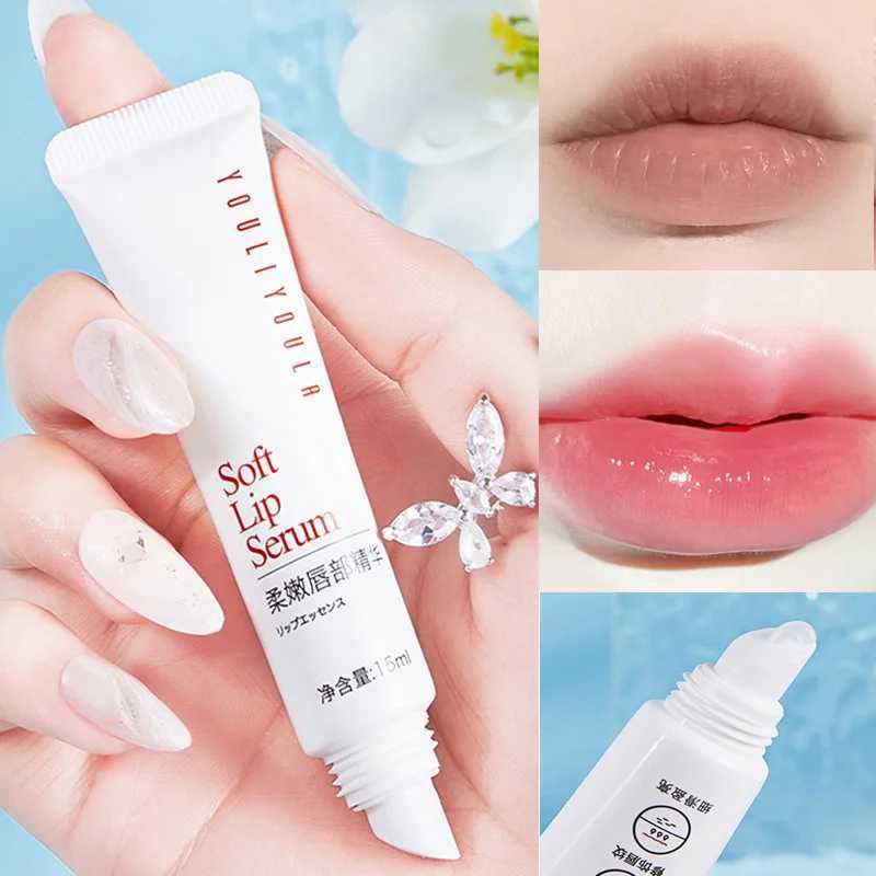 Lipstick used to remove dead skin on dark lips remove lip lines remove wrinkles continuously moisturize and nourish suitable for male and female serum