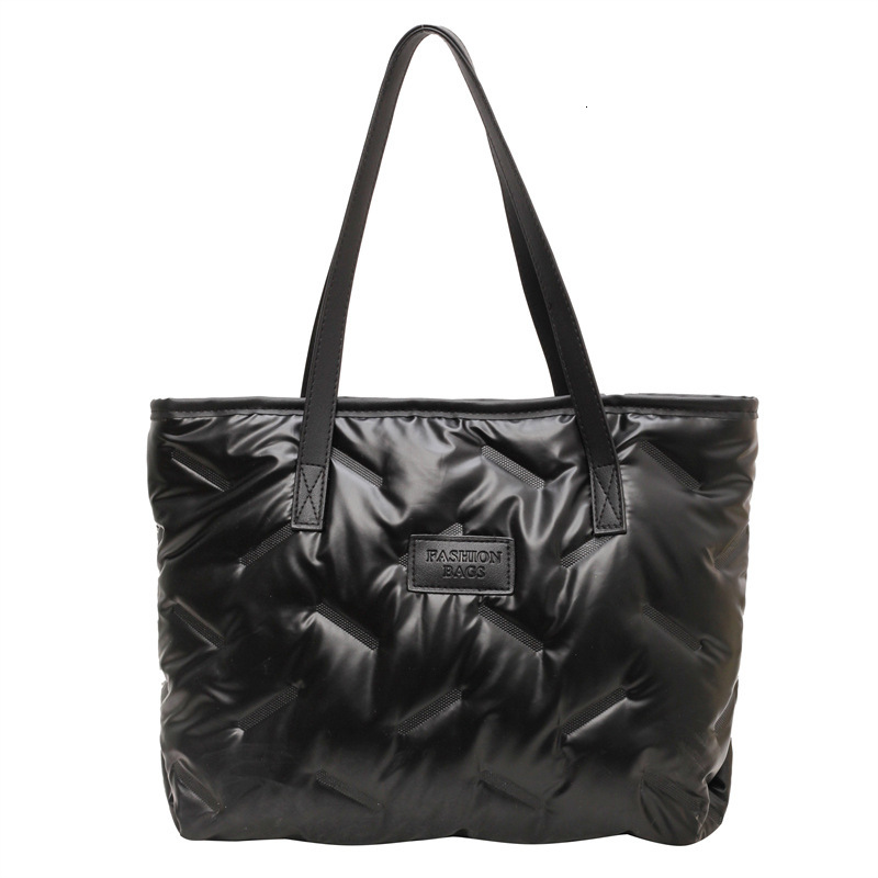 2025S Designer Women S Bag New Winter Single Shoulder Women S Korean Edition Fashion Trend Commuter High Texture Tote Large Capacity Down Bag