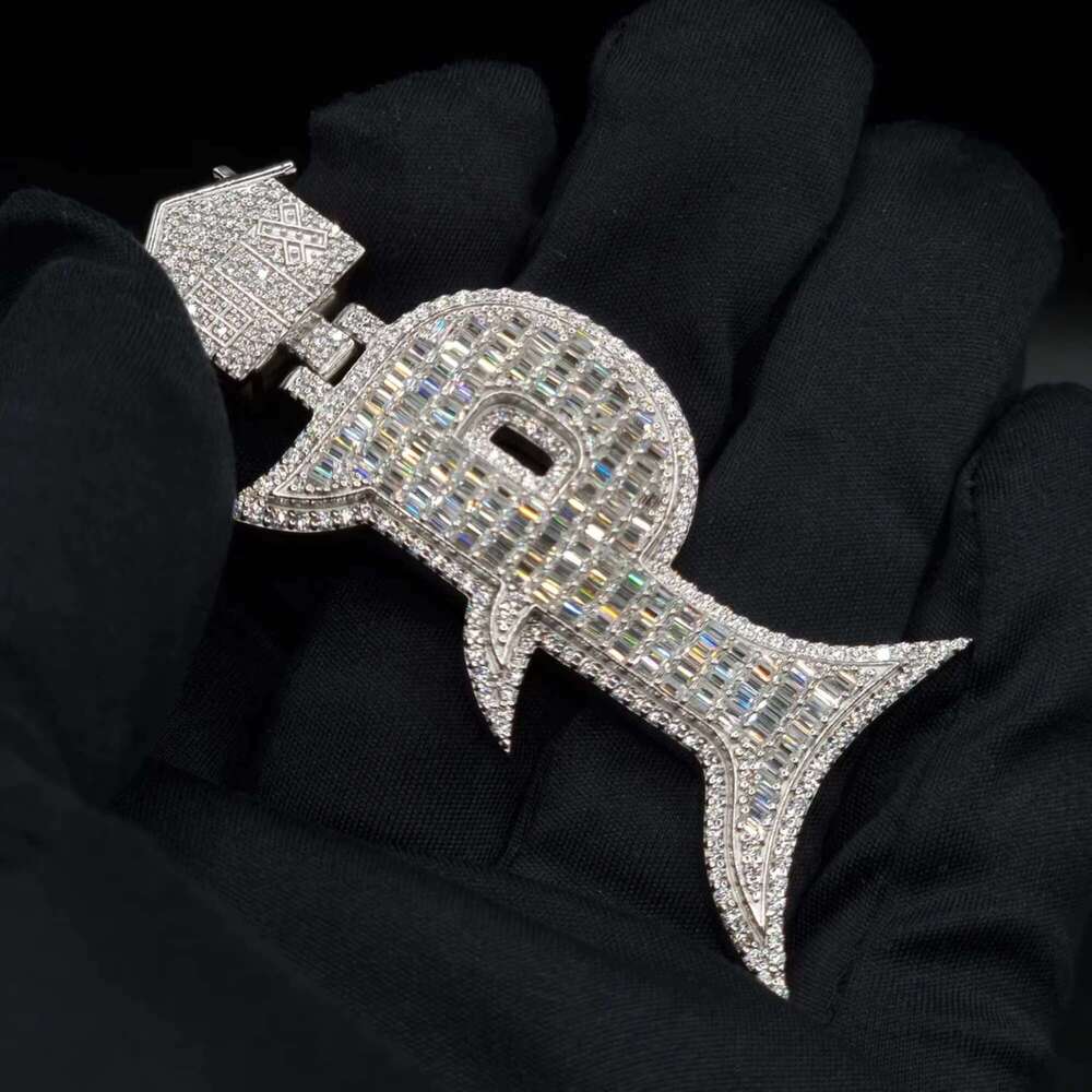 Silica necklace VVS letter silica pendant with 10kt platinum ice chain
