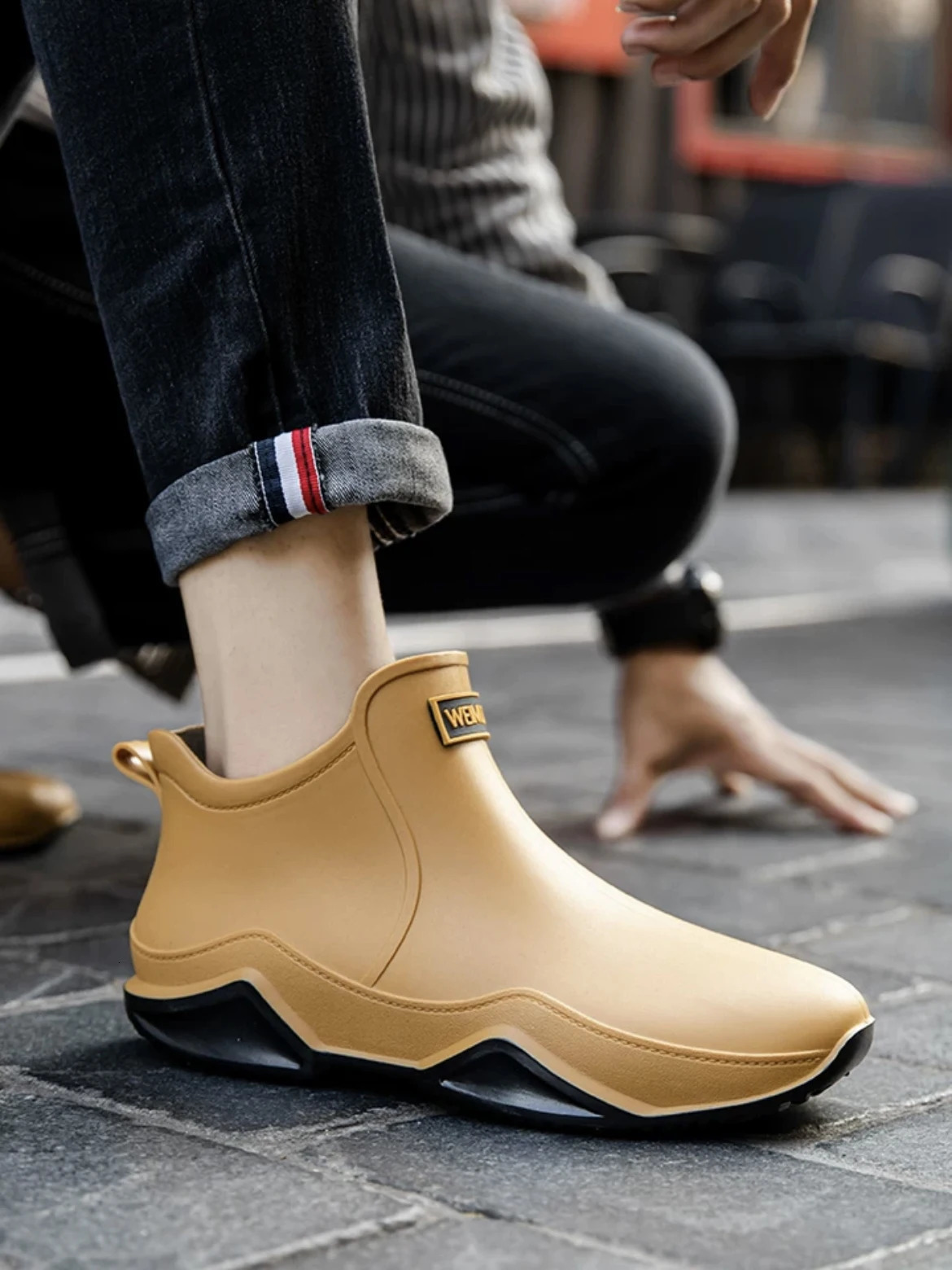 Rain Shoes Ankle Women Waterproof Shoes Rain Boots Men Anti-slip Wear-resistant Plush Fashion Kitchen Summer Winter 250402
