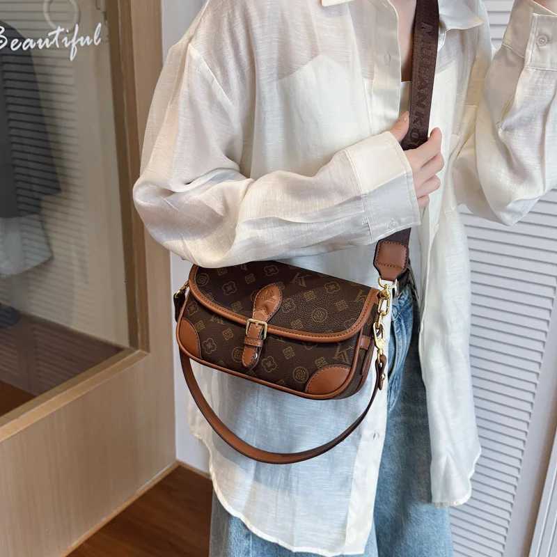 2025 New Trendy Crossbody Bag for Women Vintage Designer Luxury Tote Bag with Print Pattern Fashion Shoulder BagW251107