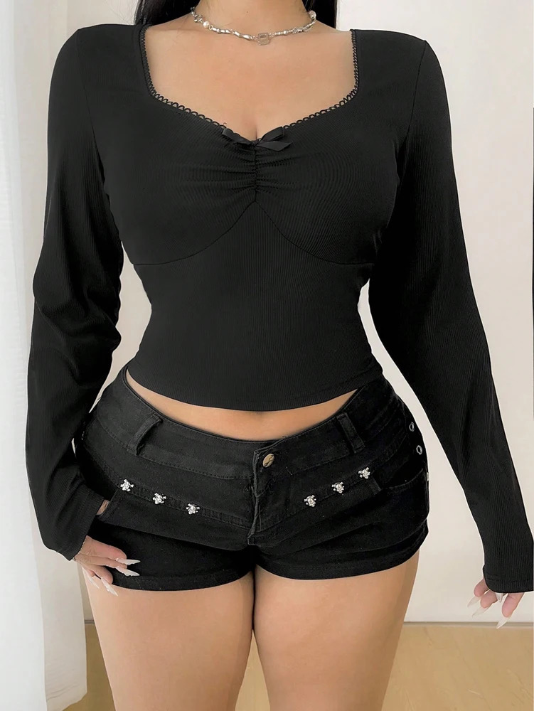 Plus size womens spring and summer casual solid color lace Tshirt long sleeved black top polyester 250407