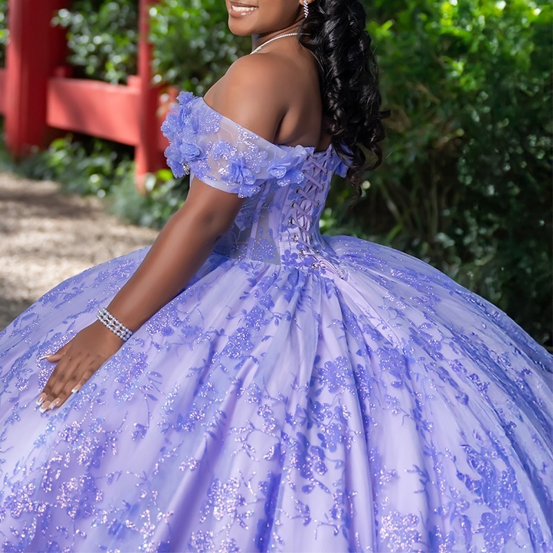 Lavender Shiny Princess Quinceanera Dresses Off Shoulder Sequin Appliqued Lace Beads Tull Sweet 16 Dress Ball Gown Vestidos De XV 15