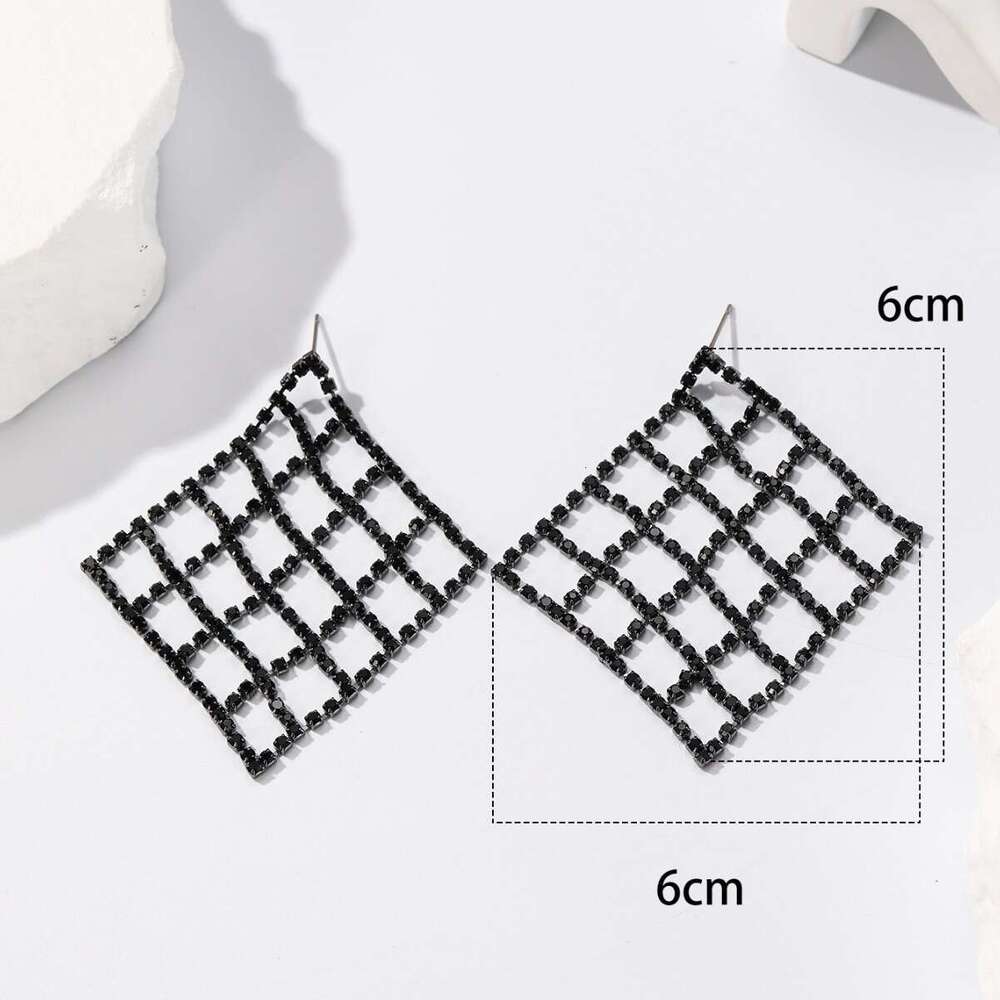 New Chinese style fashion versatile simple personality mesh hot copper claw chain stainless steel earrings